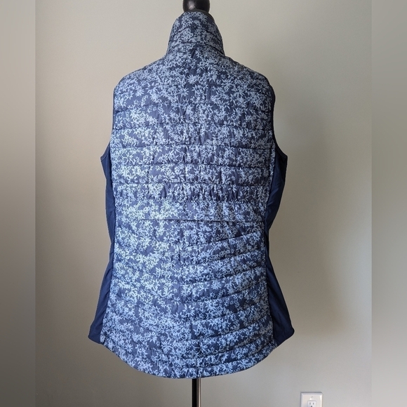Columbia Blue Women's Vest Size Large - Light, Warm, Packable, Floral, Pockets - Picture 3 of 10